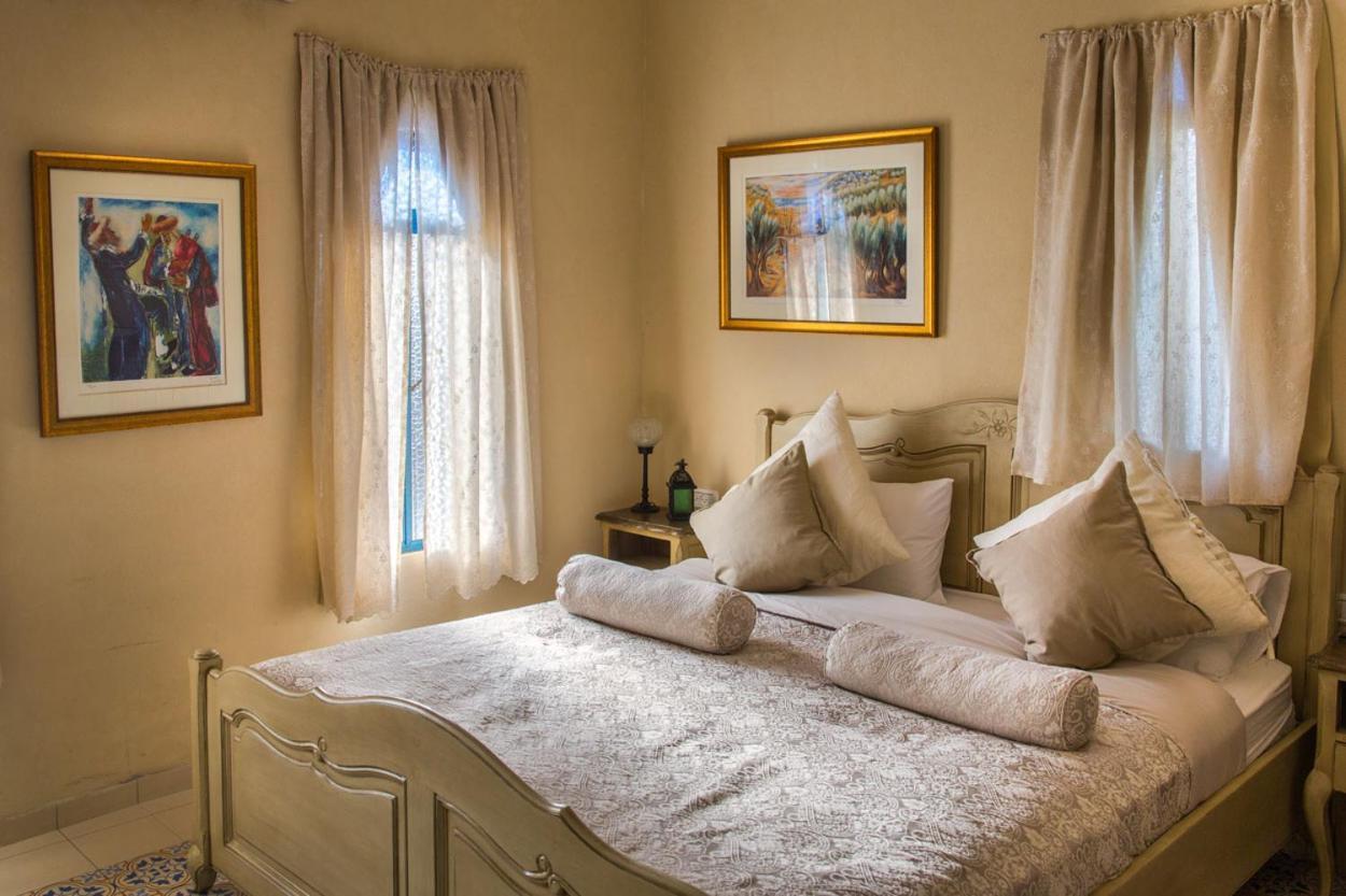 Beit Ha'Omanim Hotel Сафед Екстериор снимка