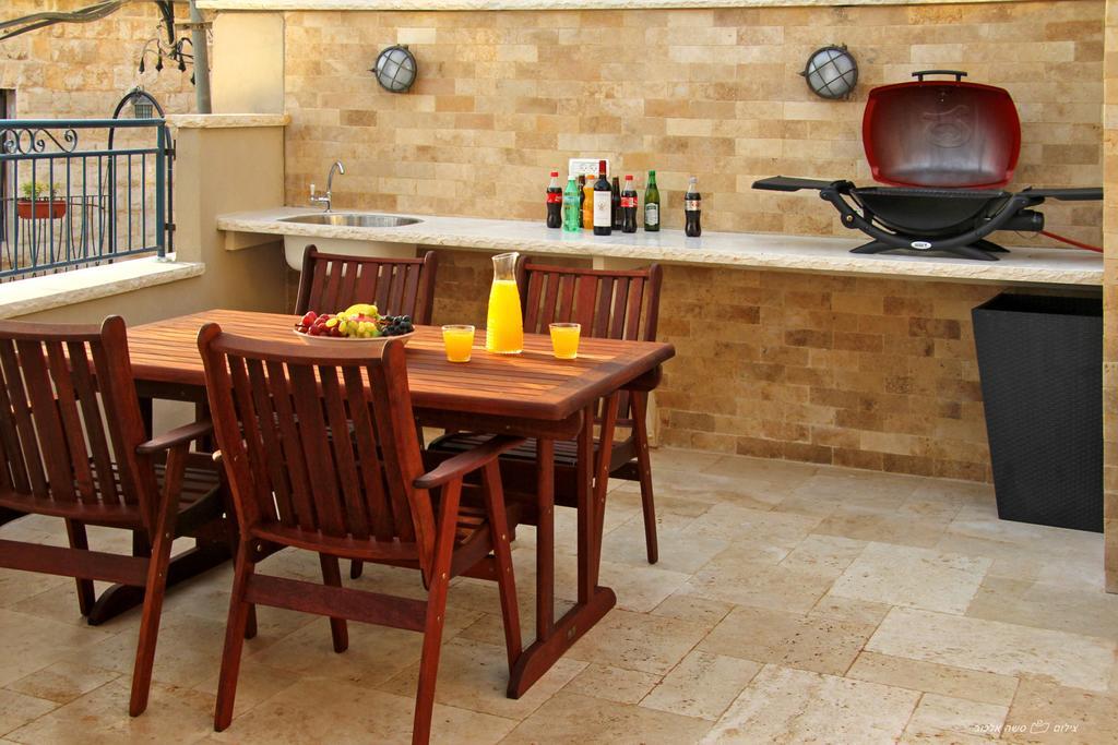 Beit Ha'Omanim Hotel Сафед Екстериор снимка